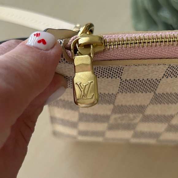 Louis Vuitton Damier Azur Neverfull Wristlet/Clutch - NWOT - Picture 6 of 10